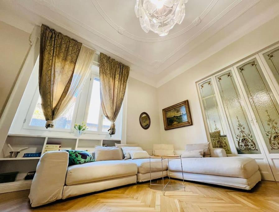 Apartment Magnifico D'epoca Ai Navigli Colazione Inclusa *